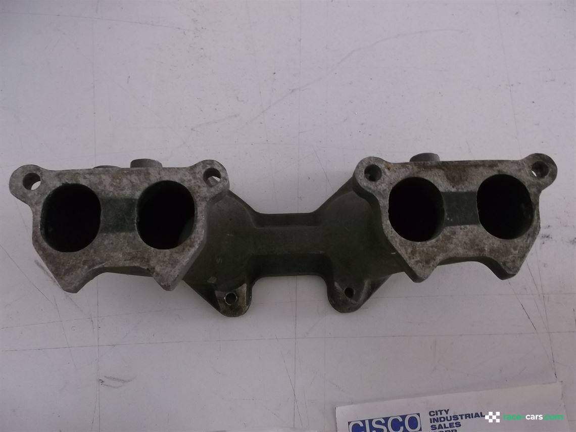 datsun-1200-weber-manifold