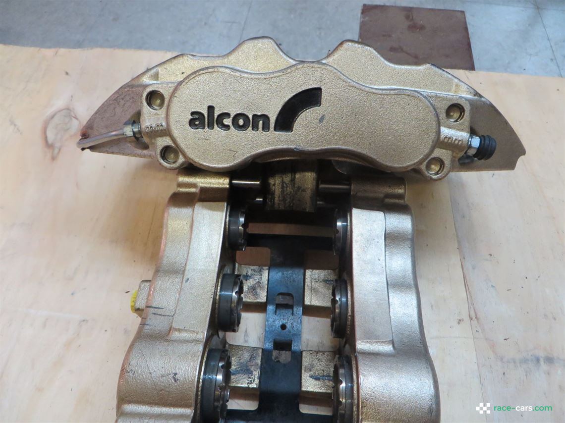 alcon-6-piston-calipers