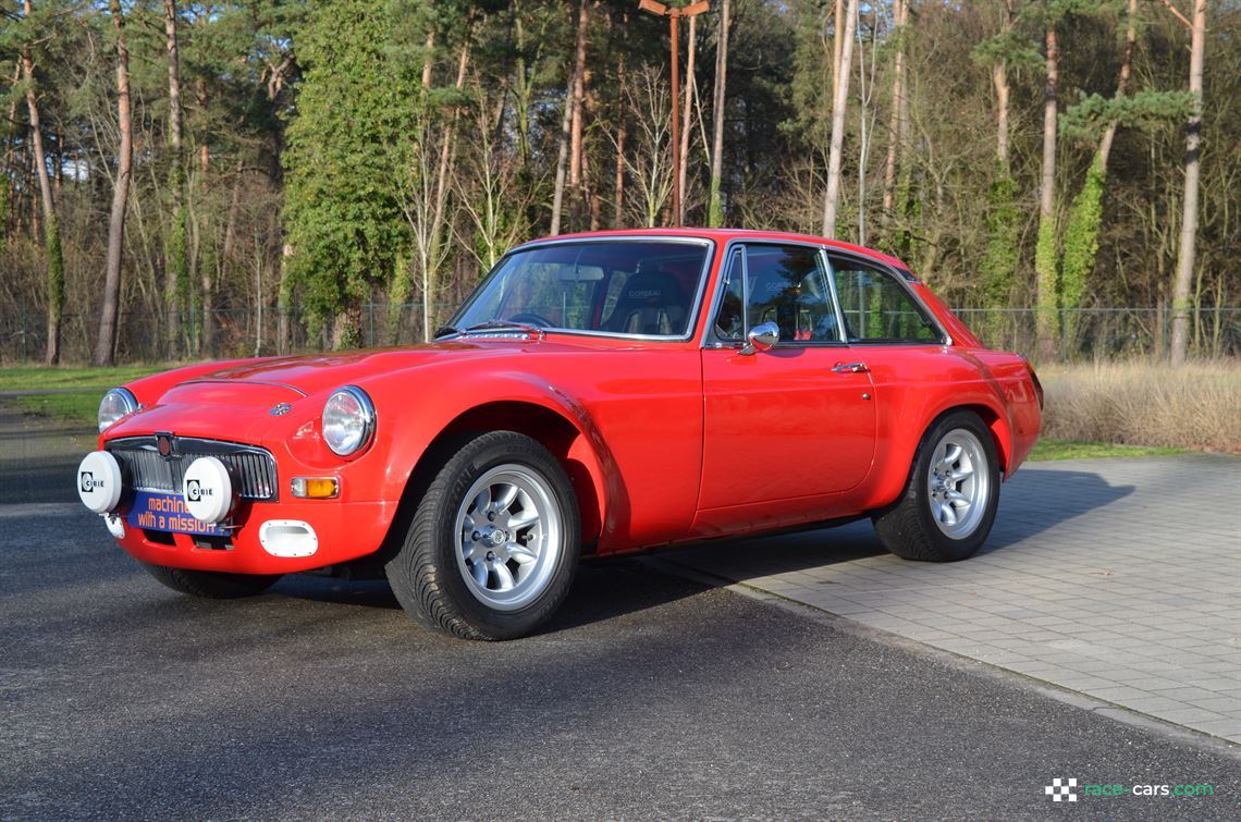 1979-mgb-gt-v8-sebring