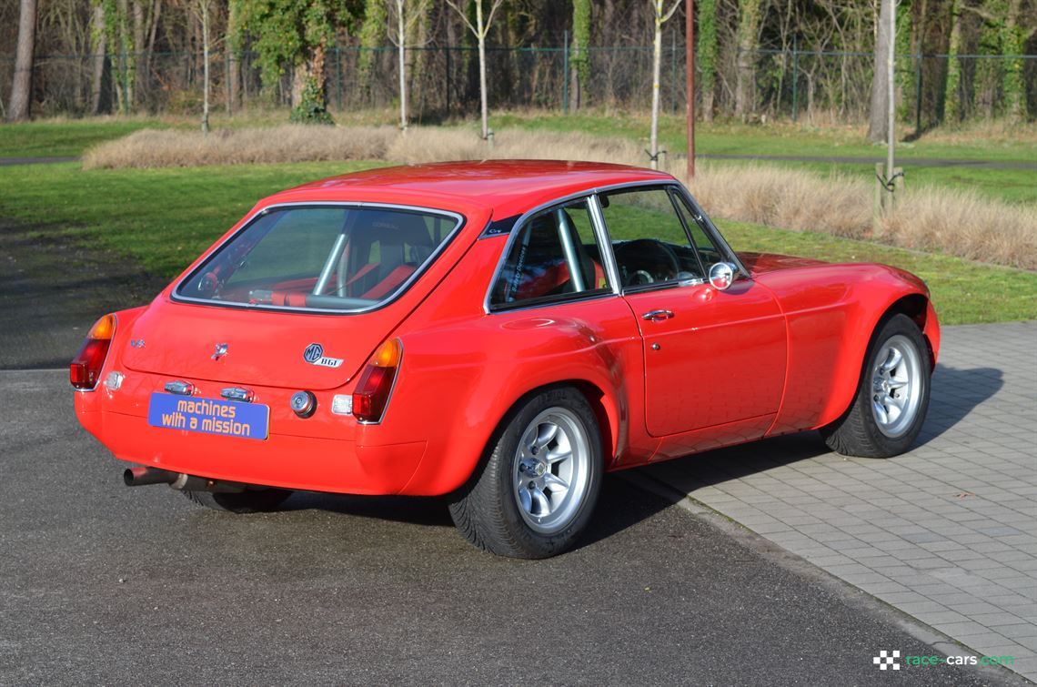 1979-mgb-gt-v8-sebring