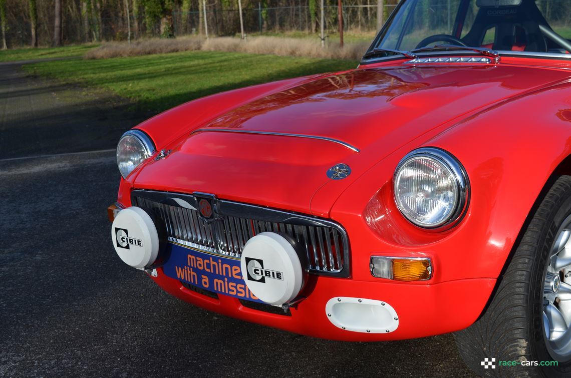 1979-mgb-gt-v8-sebring